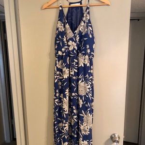 Women’s maxi dress